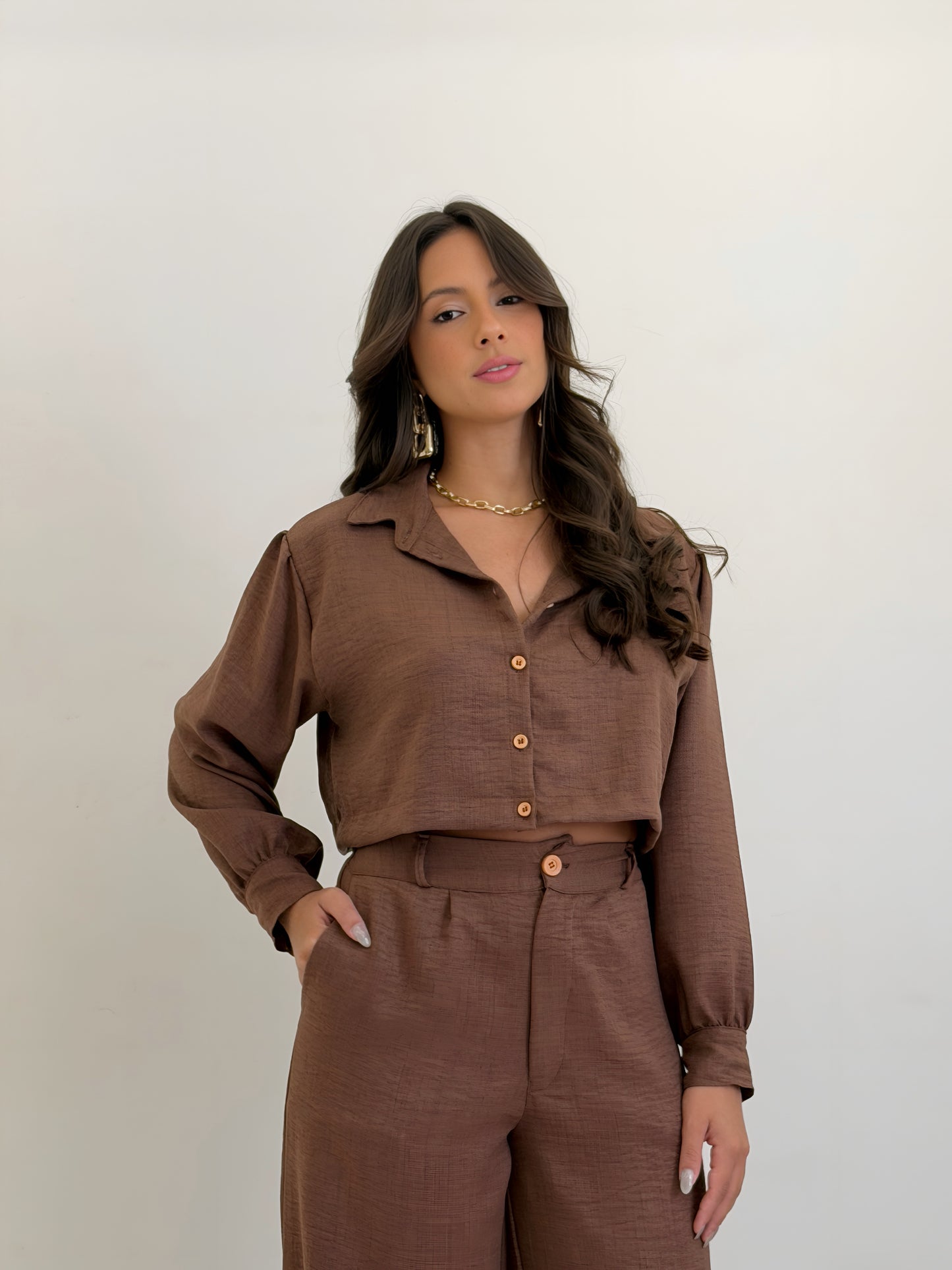 Camisa Cropped Emily - Marrom