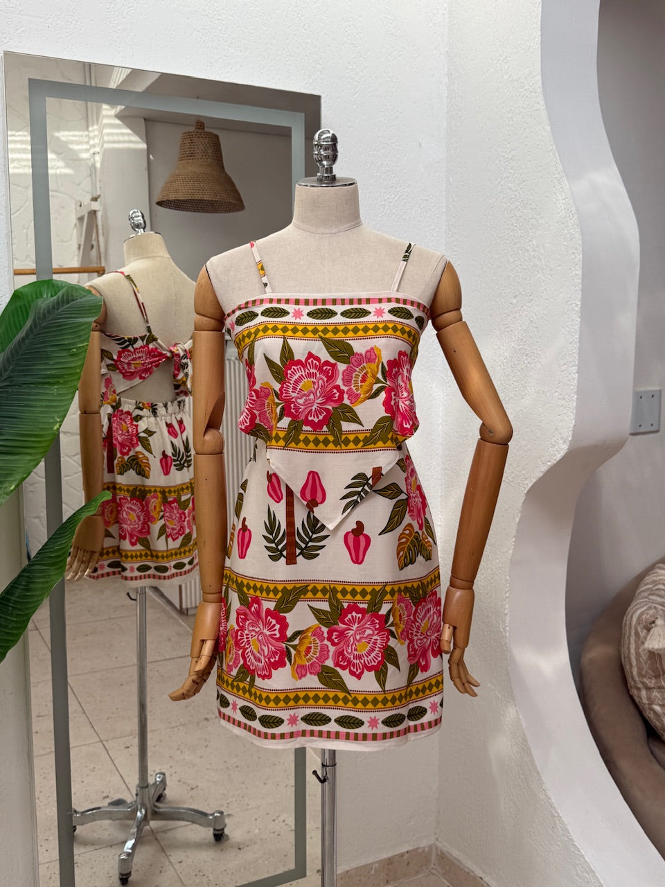 Vestido Mica - Floral branco