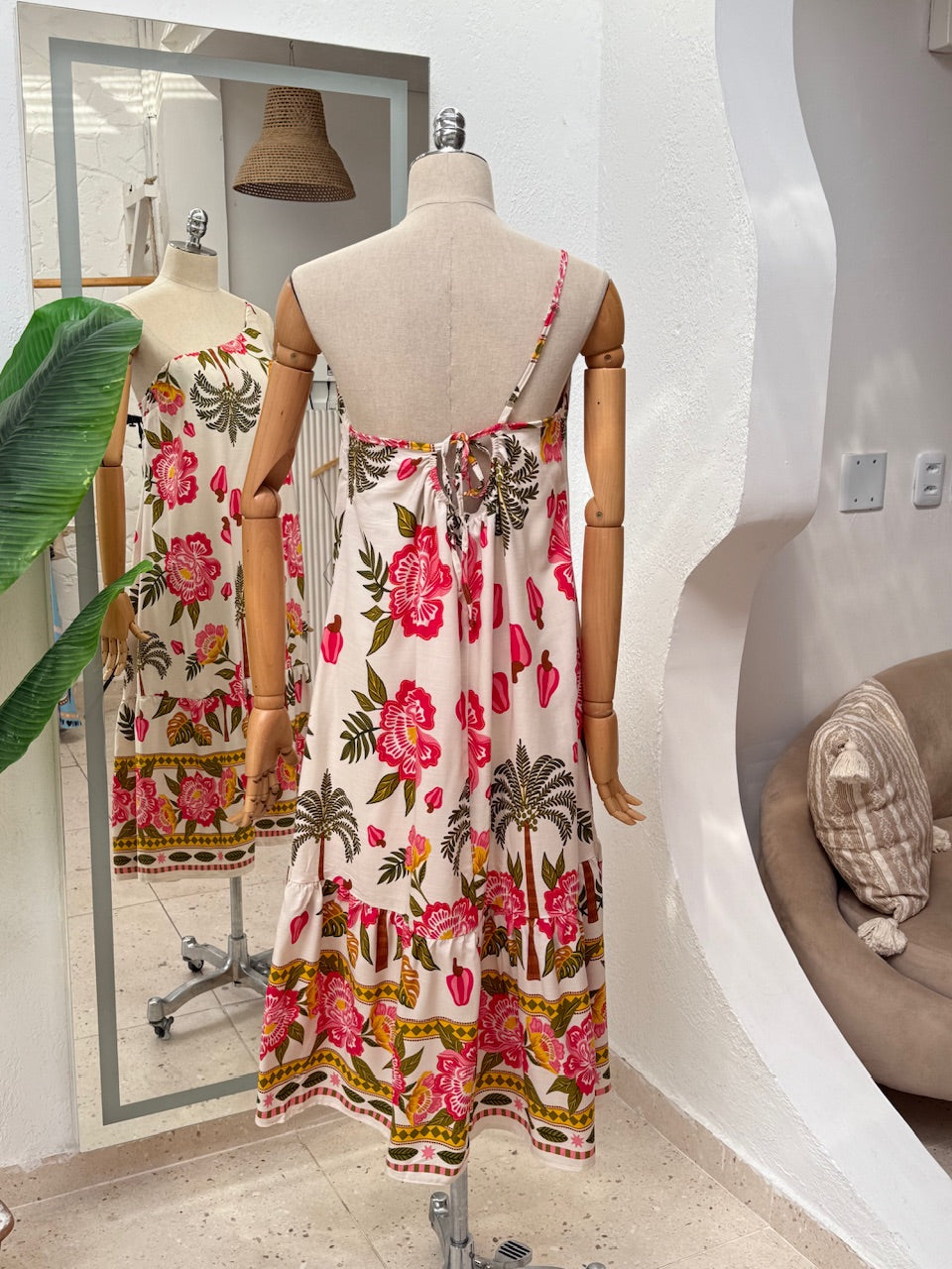 Vestido Nivia - Floral Off